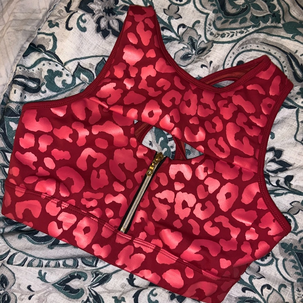 Red leopard The Amy chestee